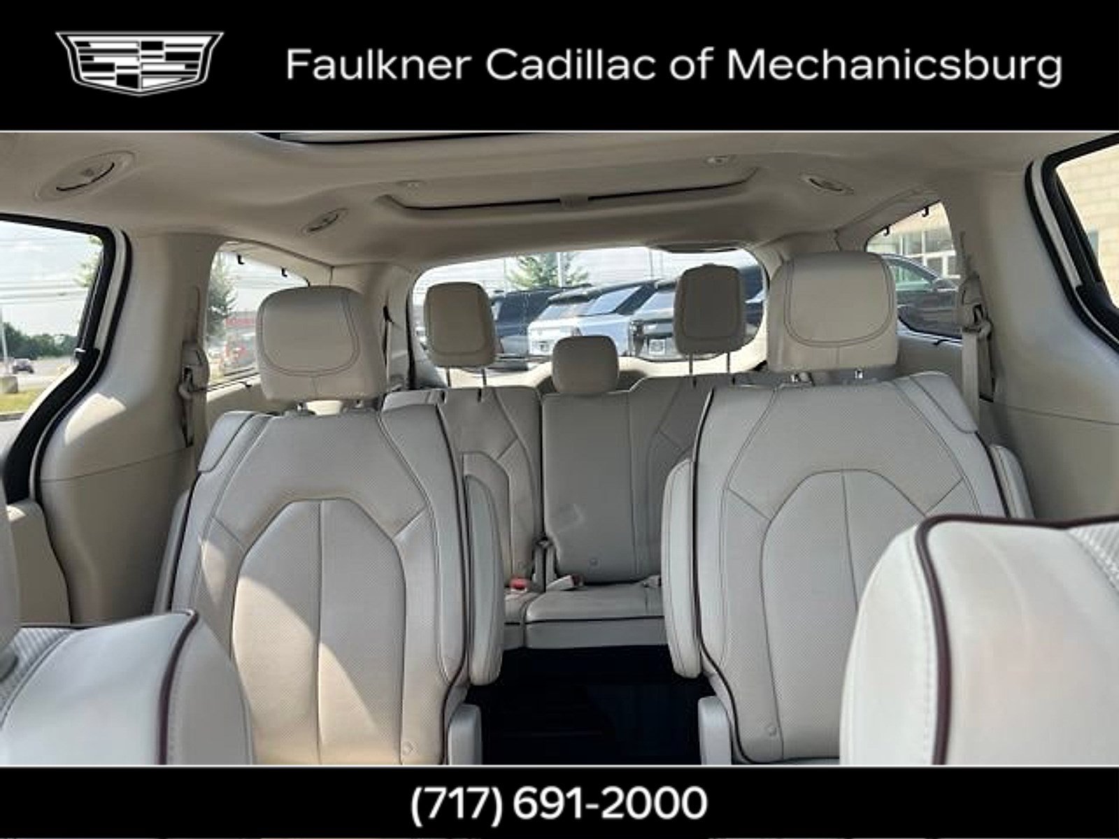 Used 2020 Chrysler Pacifica Limited w/ Advanced Safetytec Group FWD image 37