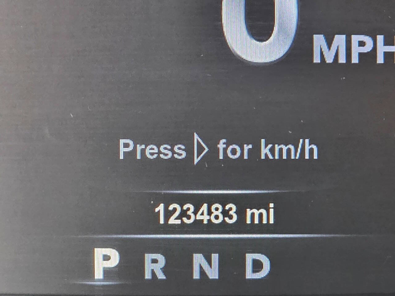 Used 2018 RAM 2500 SLT w/ Luxury Group image 17