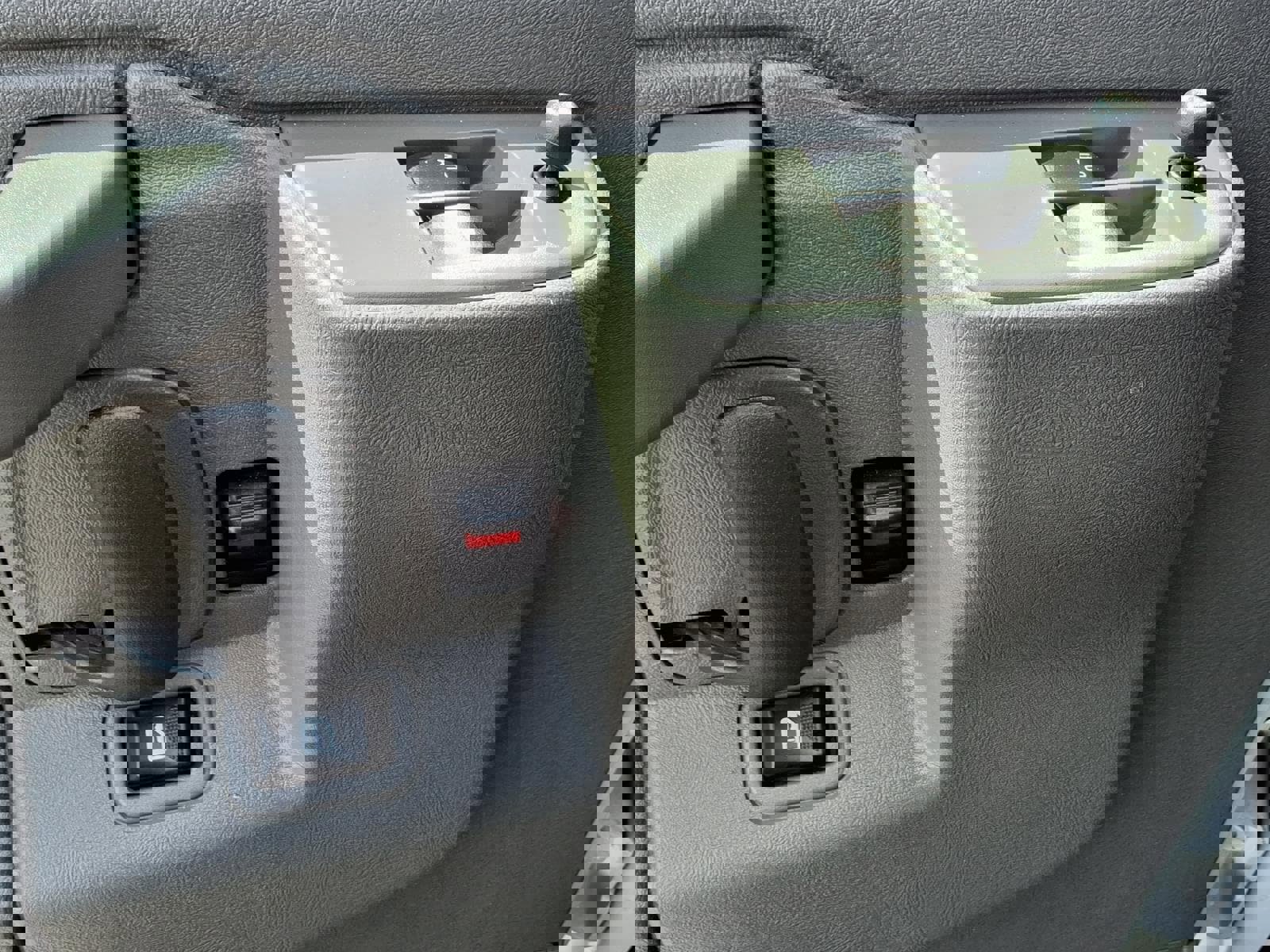 Used 2024 GMC Savana 2500 w/ Driver Convenience Package image 16