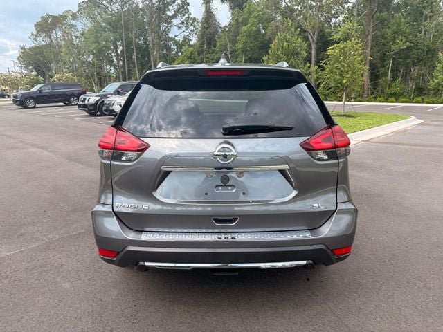 Used 2017 Nissan Rogue SL w/ SL Premium Package FWD image 9