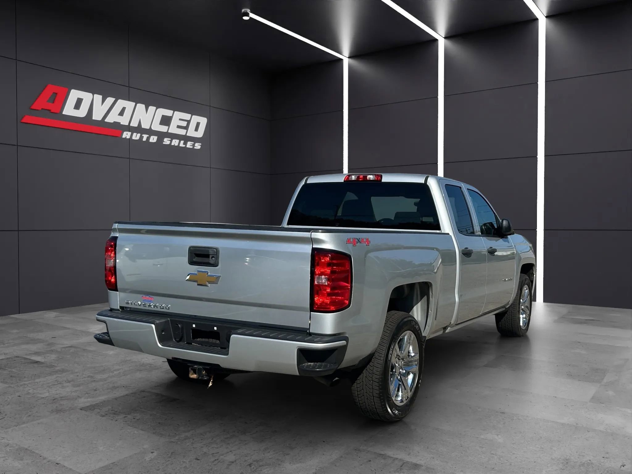 Used 2017 Chevrolet Silverado 1500 Custom w/ Custom Convenience Package image 7