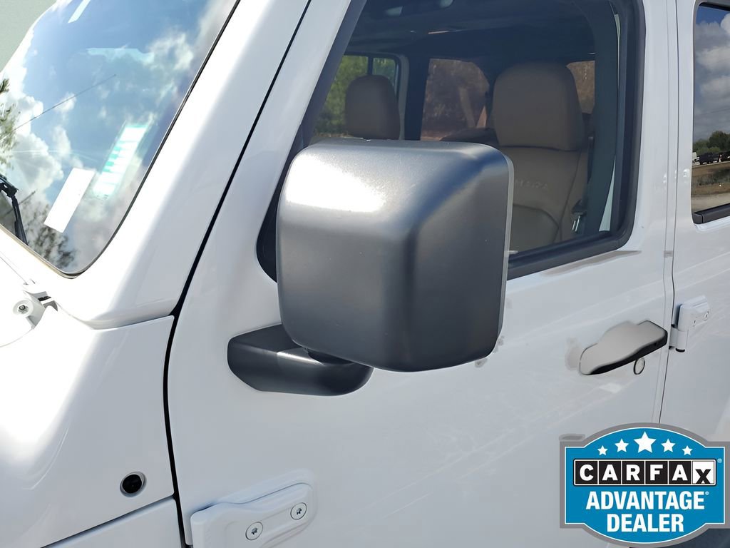 Used 2020 Jeep Wrangler Unlimited Sahara image 14