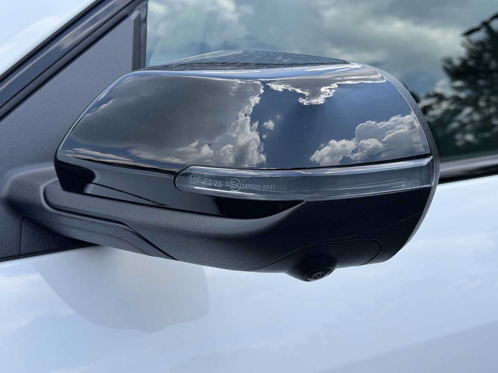 New 2026 GMC Acadia AT4 w/ Luxury Package AWD/4WD image 31