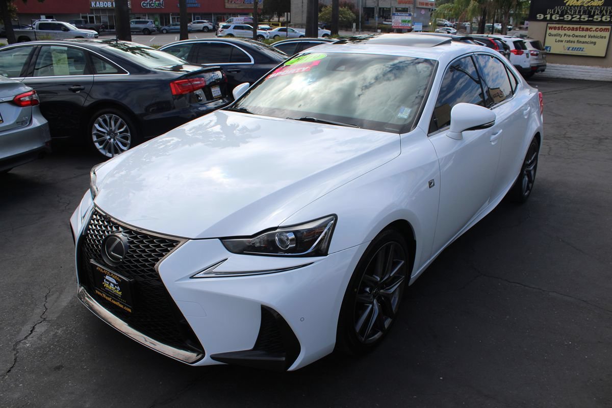 Used 2019 Lexus IS 300 F Sport w/ F Sport Package RWD image 4