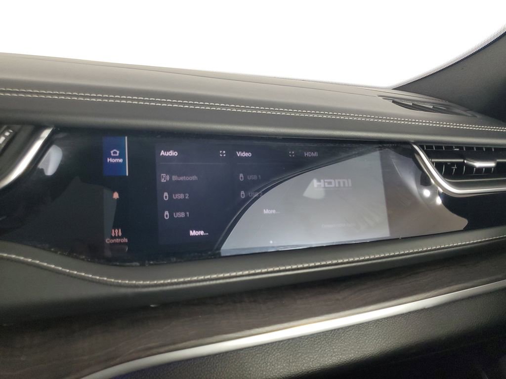 Used 2023 Jeep Grand Cherokee L Overland w/ Trailer Tow Group (B) image 22