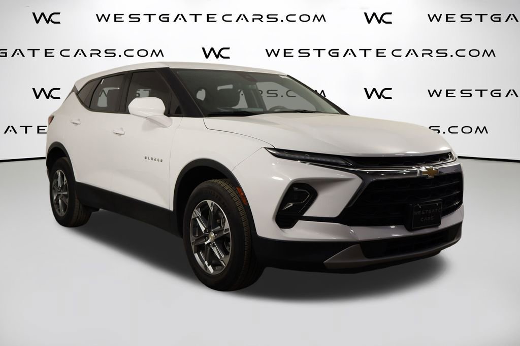 Used 2023 Chevrolet Blazer LT AWD/4WD image 43