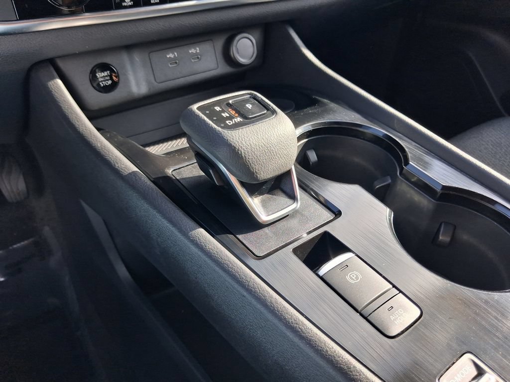 Used 2026 Nissan Rogue SV FWD image 27