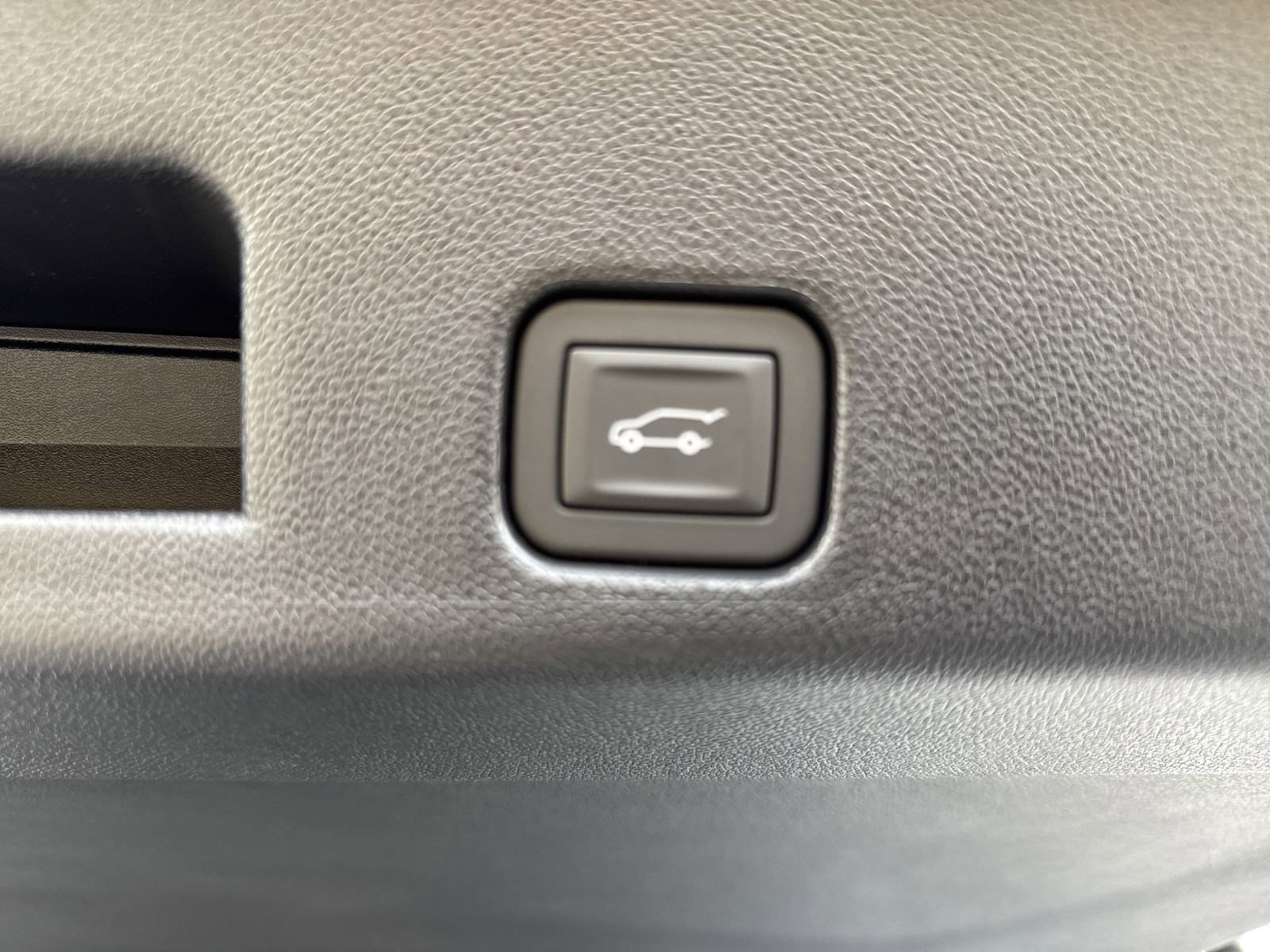 New 2025 Buick Enclave Sport Touring w/ Power Package image 36