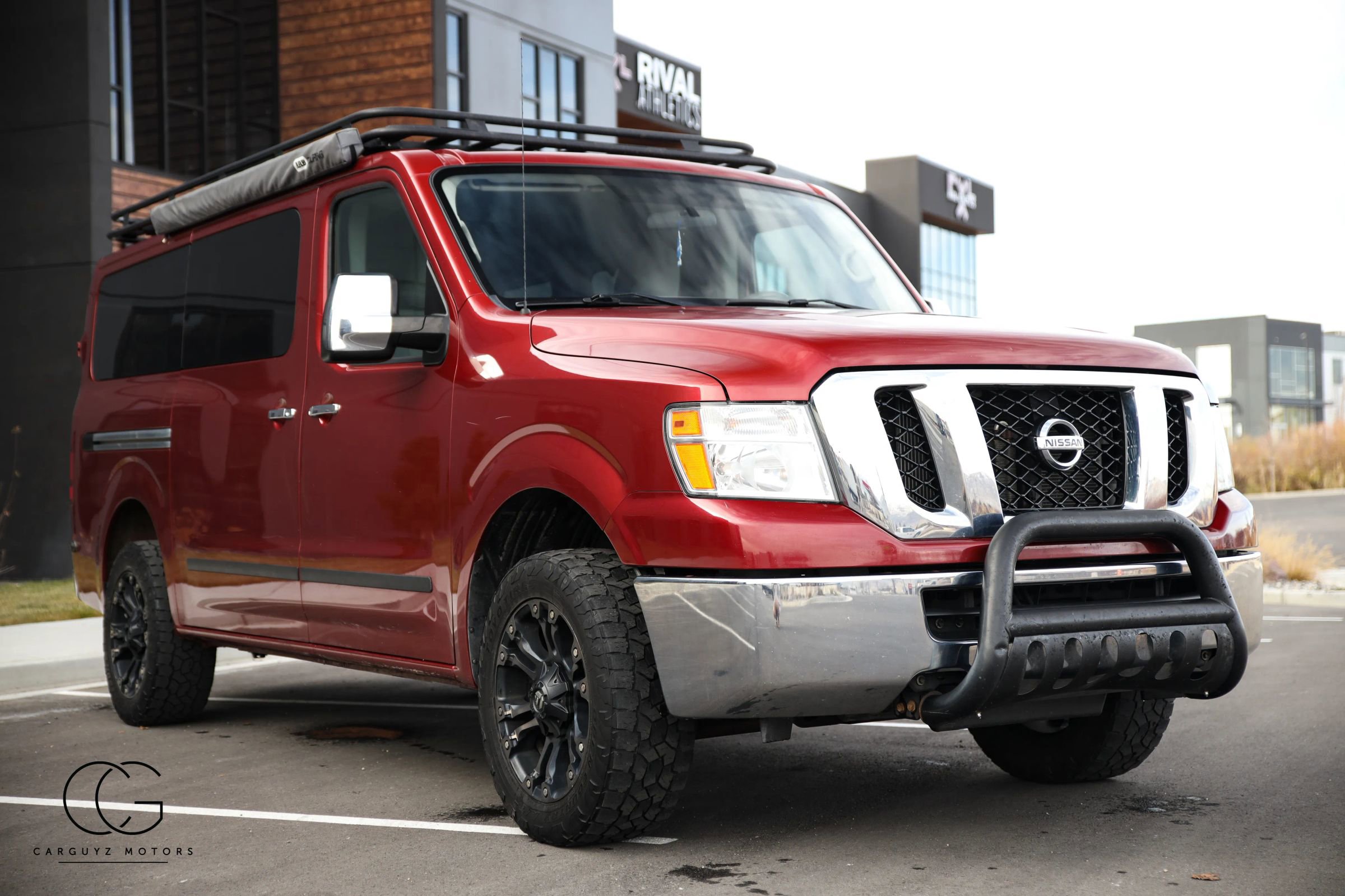 Used 2020 Nissan NV 3500 SV image 18