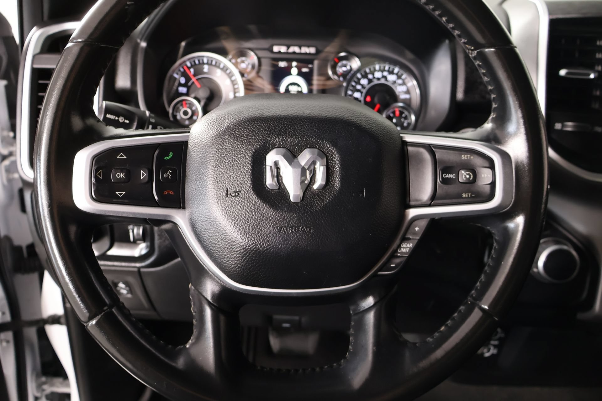 Used 2021 RAM 1500 Big Horn RWD image 3