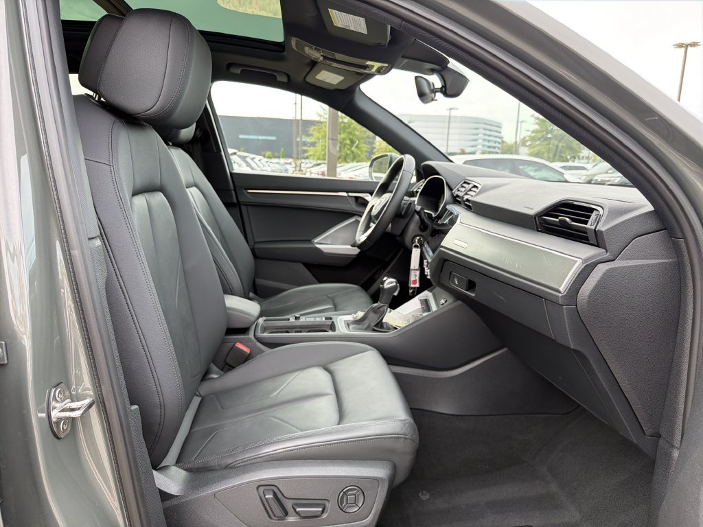 Used 2025 Audi Q3 2.0T Premium AWD/4WD image 18