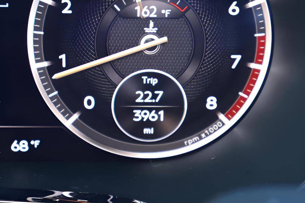 Used 2024 Bentley Continental GT V8 AWD/4WD image 28