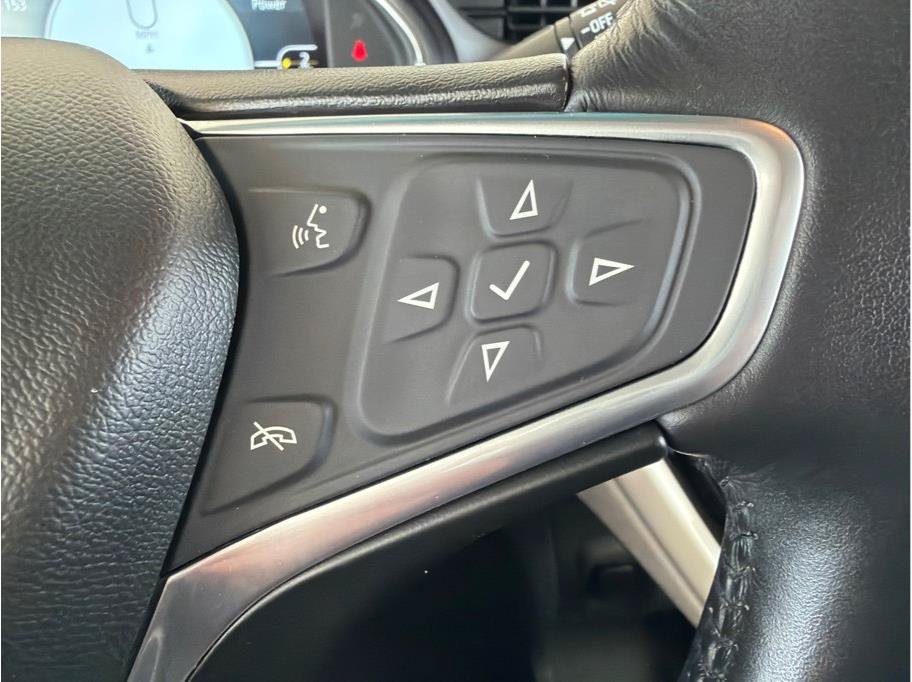 Used 2018 Chevrolet Bolt Premier w/ Driver Confidence II Package FWD image 18