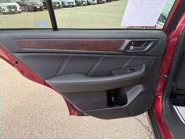 Used 2018 Subaru Outback 2.5i Limited image 11