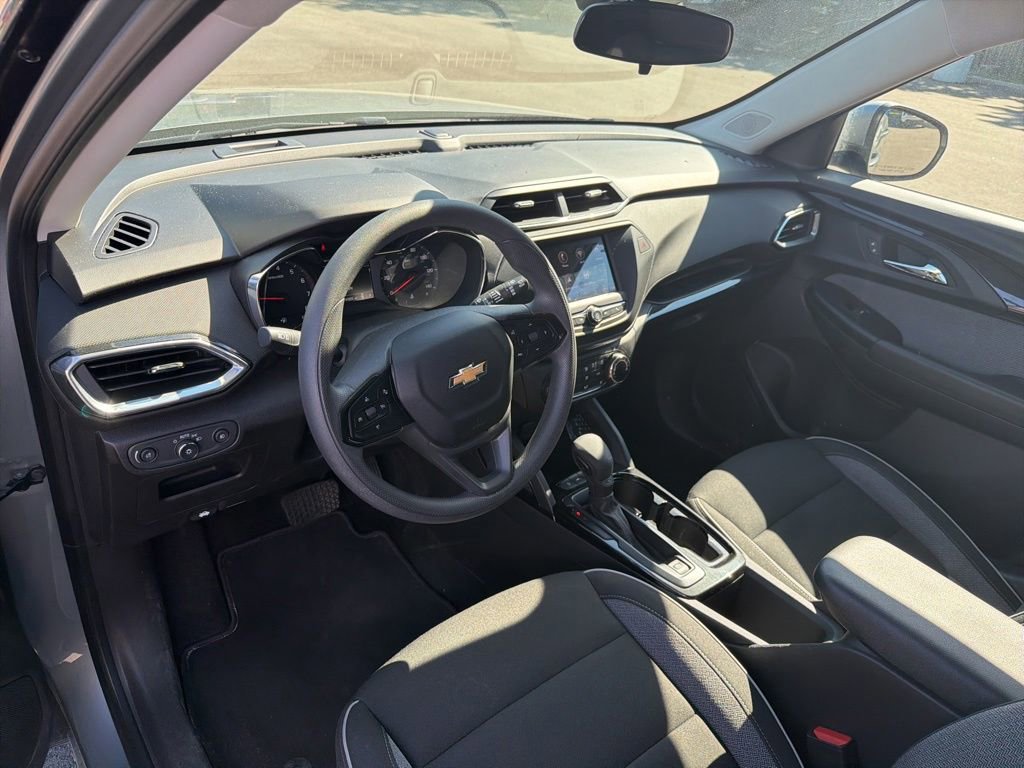 Used 2023 Chevrolet TrailBlazer LT AWD/4WD image 12