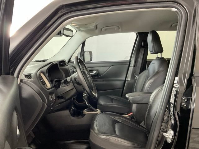 Used 2017 Jeep Renegade Limited AWD/4WD image 9