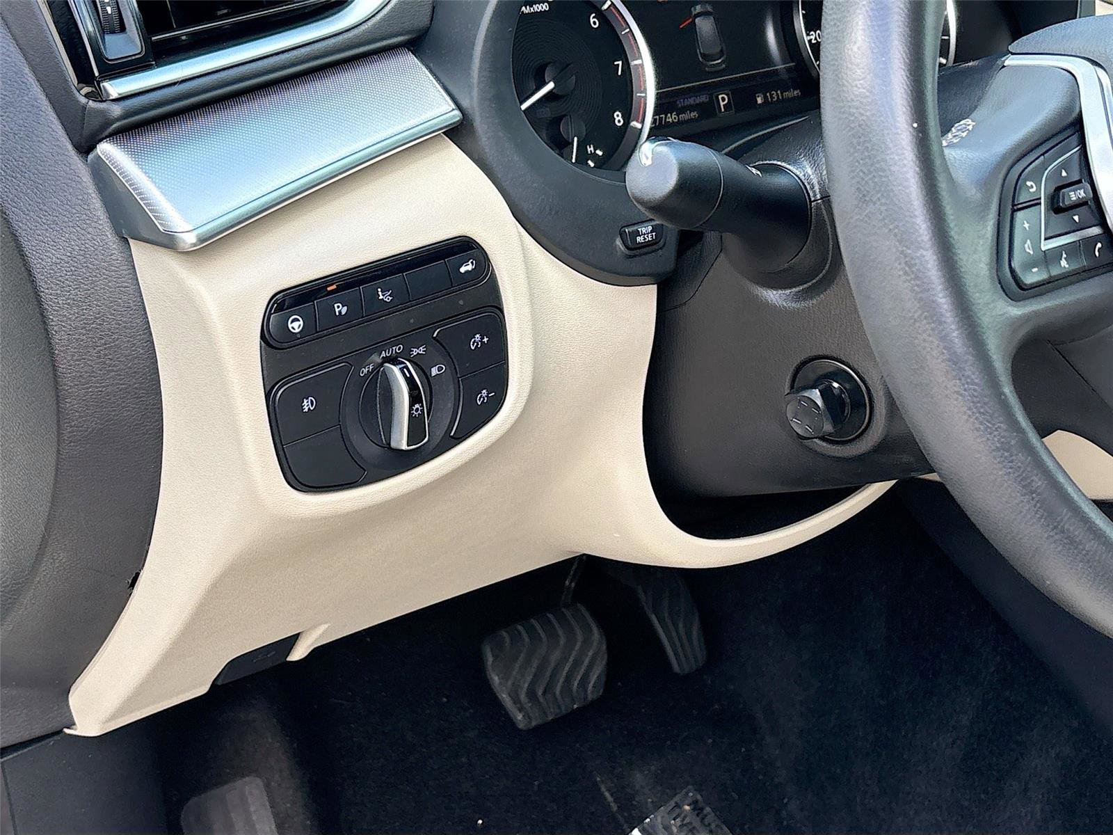 Used 2021 INFINITI QX50 Sensory image 22