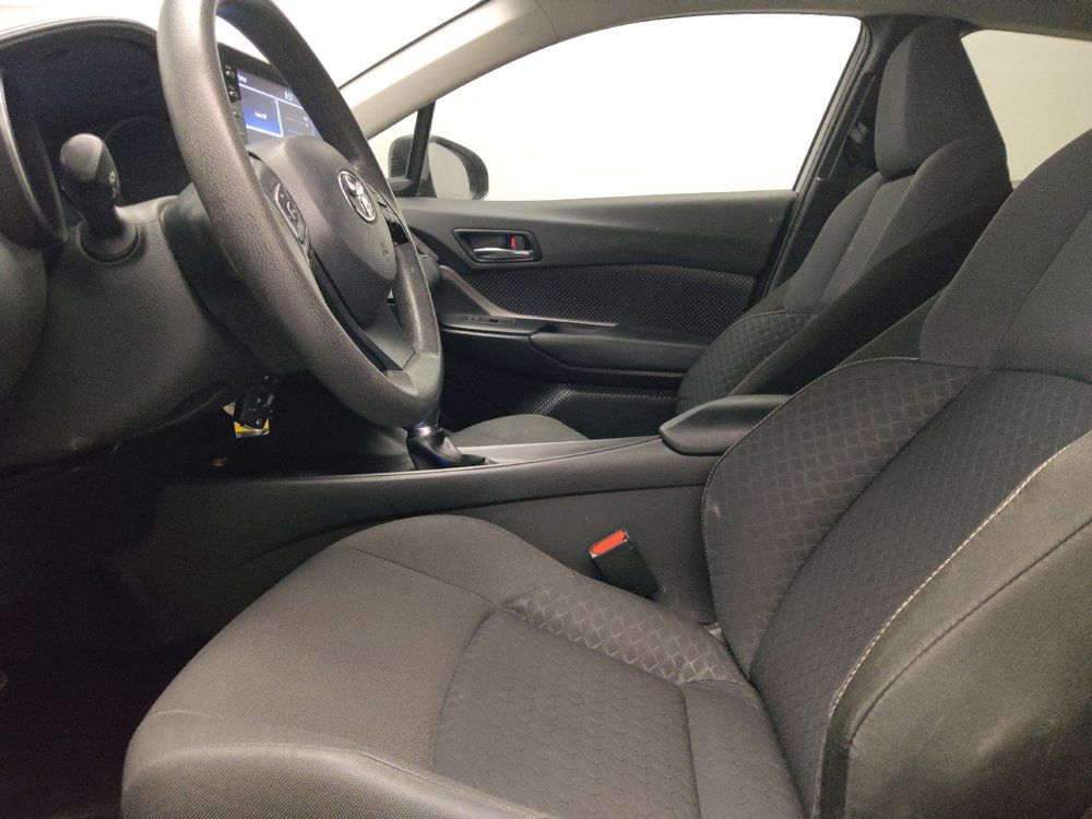 Used 2021 Toyota C-HR LE FWD image 17