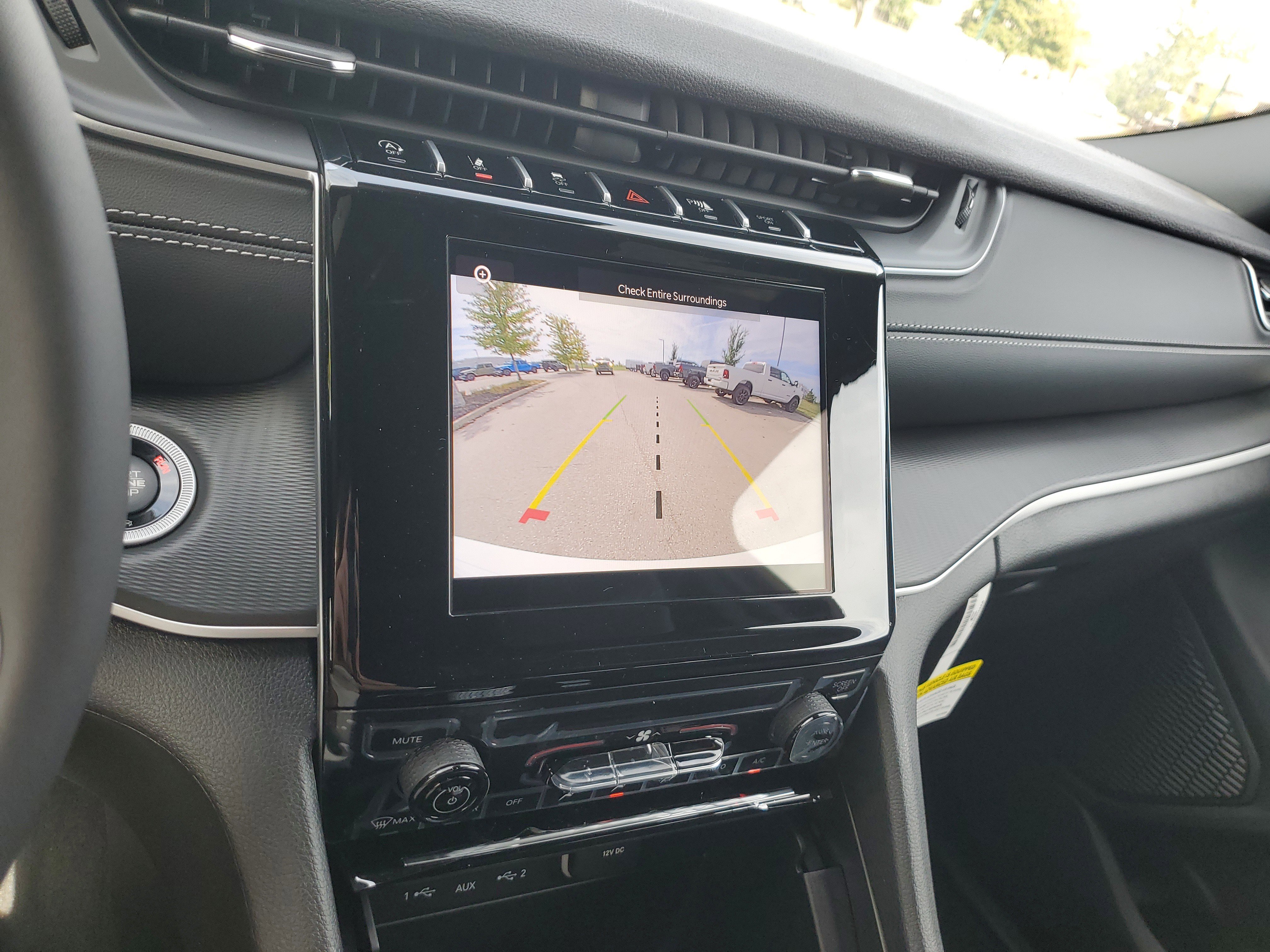 New 2025 Jeep Grand Cherokee Laredo X image 26