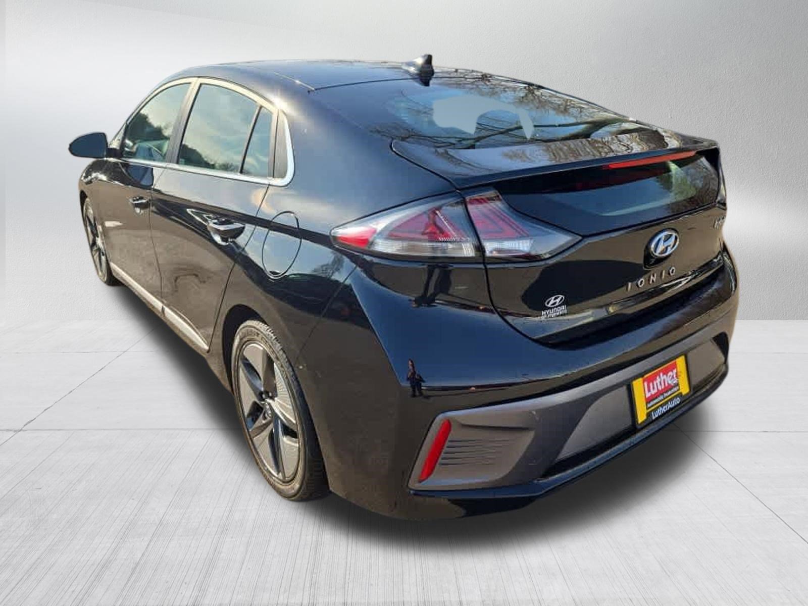 Used 2021 Hyundai Ioniq SEL image 5