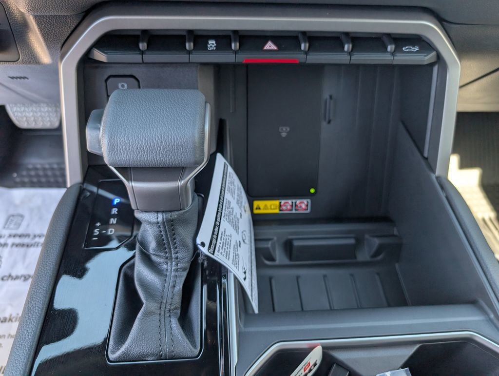 New 2026 Toyota Tundra Limited AWD/4WD image 18