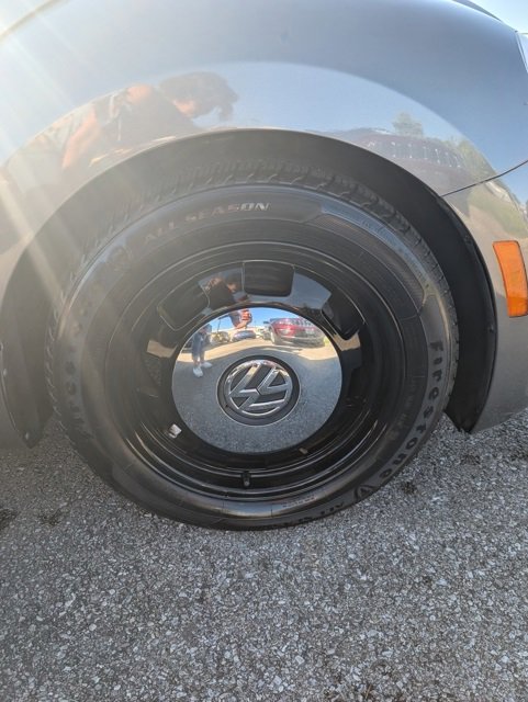 Used 2013 Volkswagen Beetle 2.5 image 19