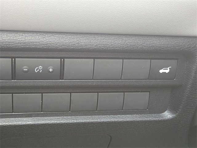 New 2025 Mitsubishi Outlander SE image 25