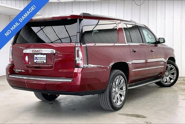 Used 2016 GMC Yukon XL Denali w/ Open Road Package AWD/4WD image 12