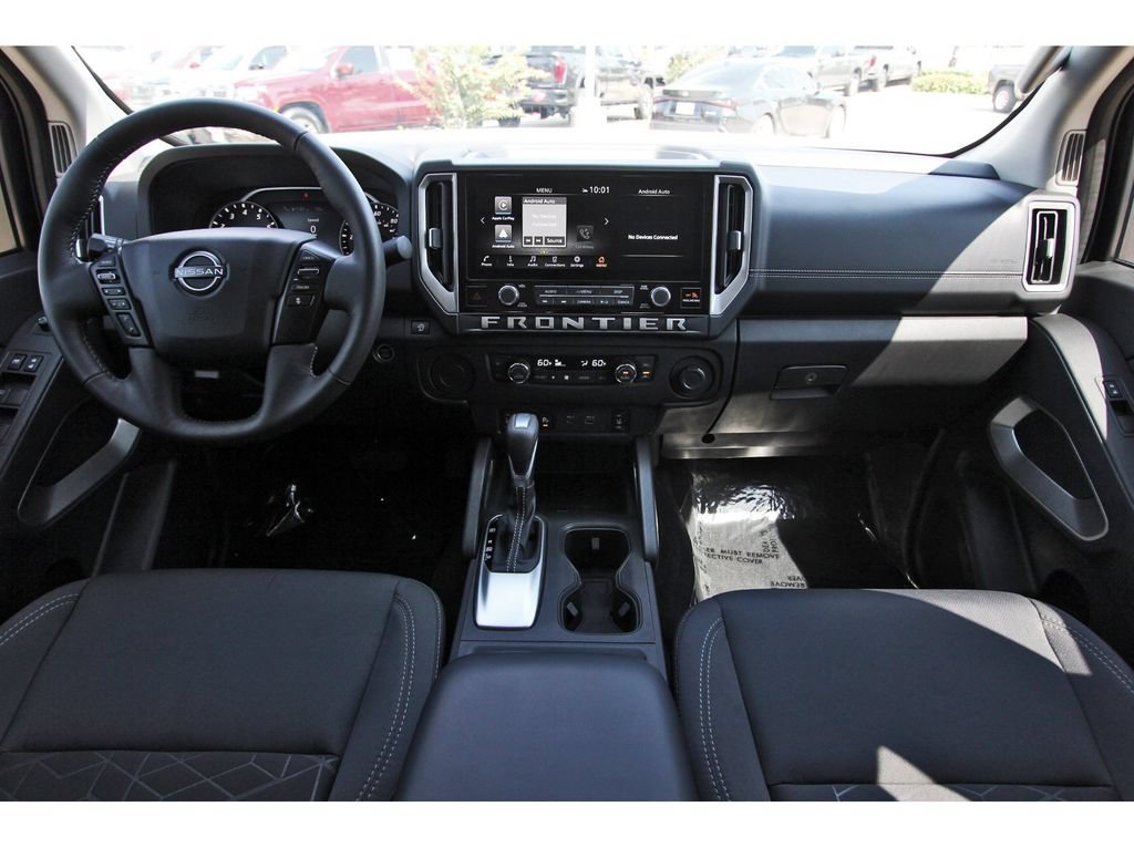 Used 2025 Nissan Frontier SV w/ SV Convenience Package RWD image 10
