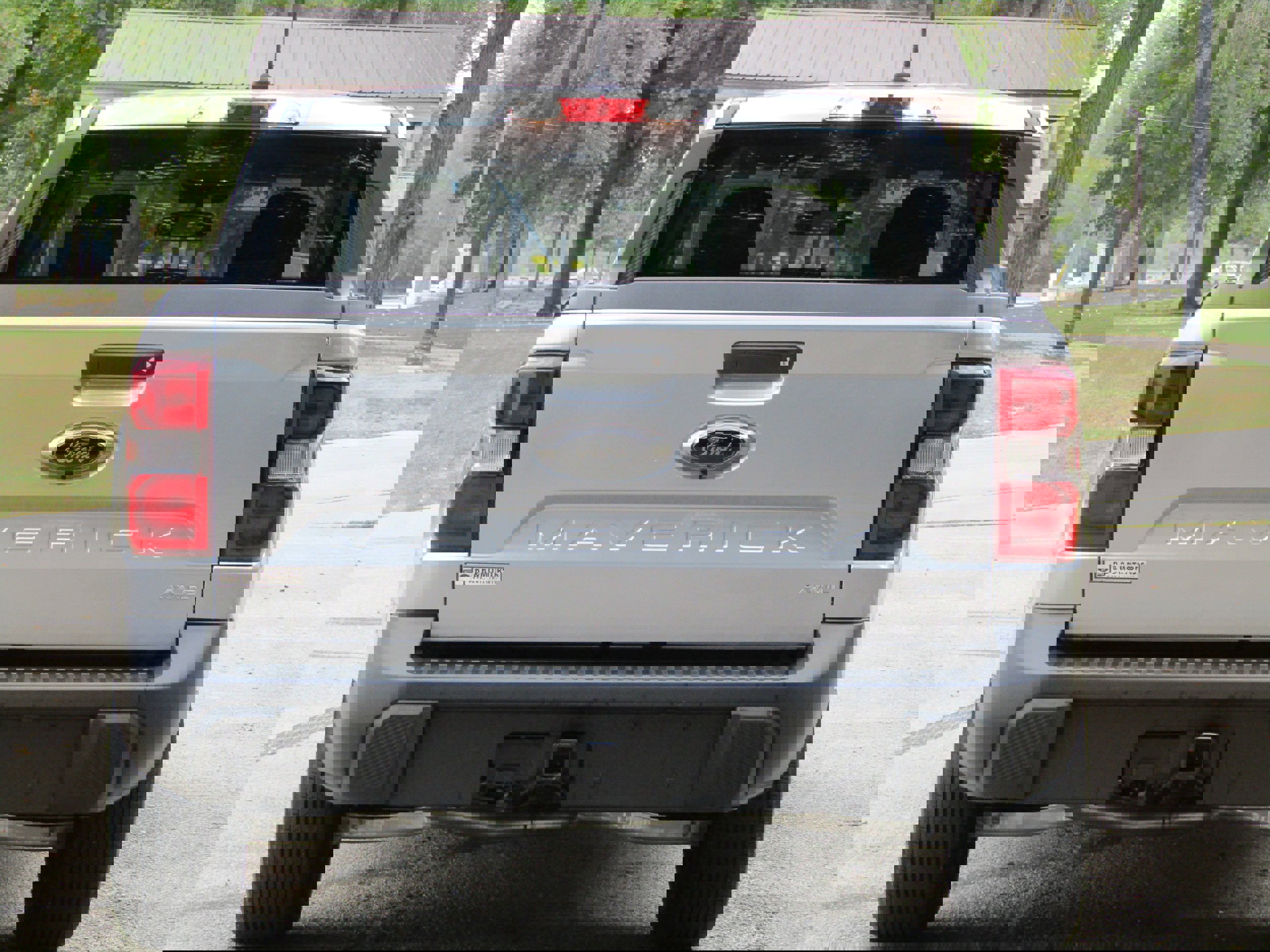 Certified 2024 Ford Maverick XLT w/ XLT Luxury Package image 4