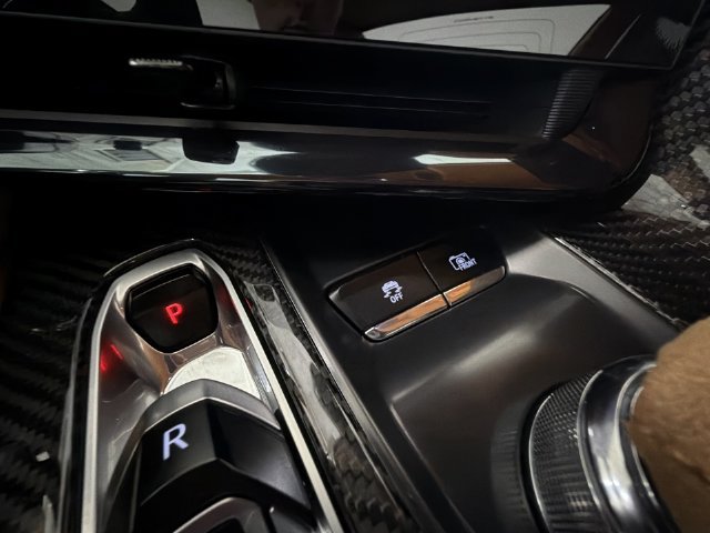 Used 2025 Chevrolet Corvette E-Ray w/ Stealth Interior Trim Package AWD/4WD image 31