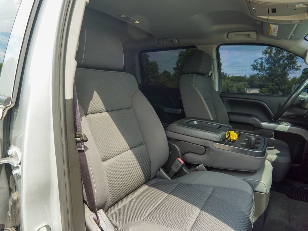 Used 2016 Chevrolet Silverado 2500 LT w/ LT Convenience Package AWD/4WD image 24