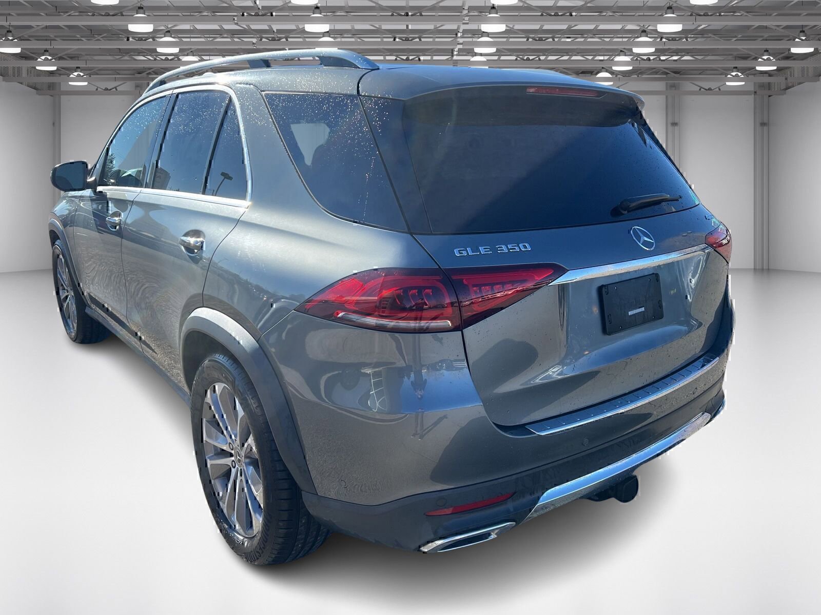 Used 2022 Mercedes-Benz GLE 350 4MATIC w/ Premium Package image 7