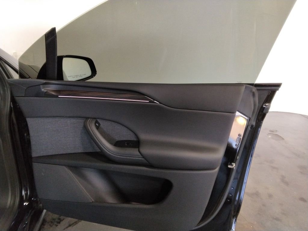 Used 2026 Tesla Model X image 38