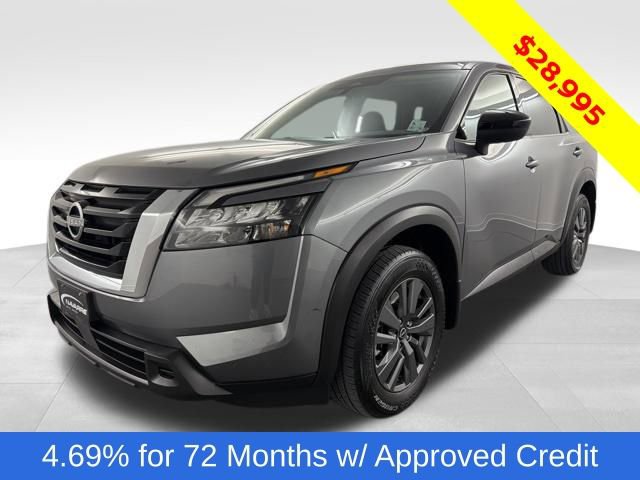 Used 2024 Nissan Pathfinder S w/ Cargo Package