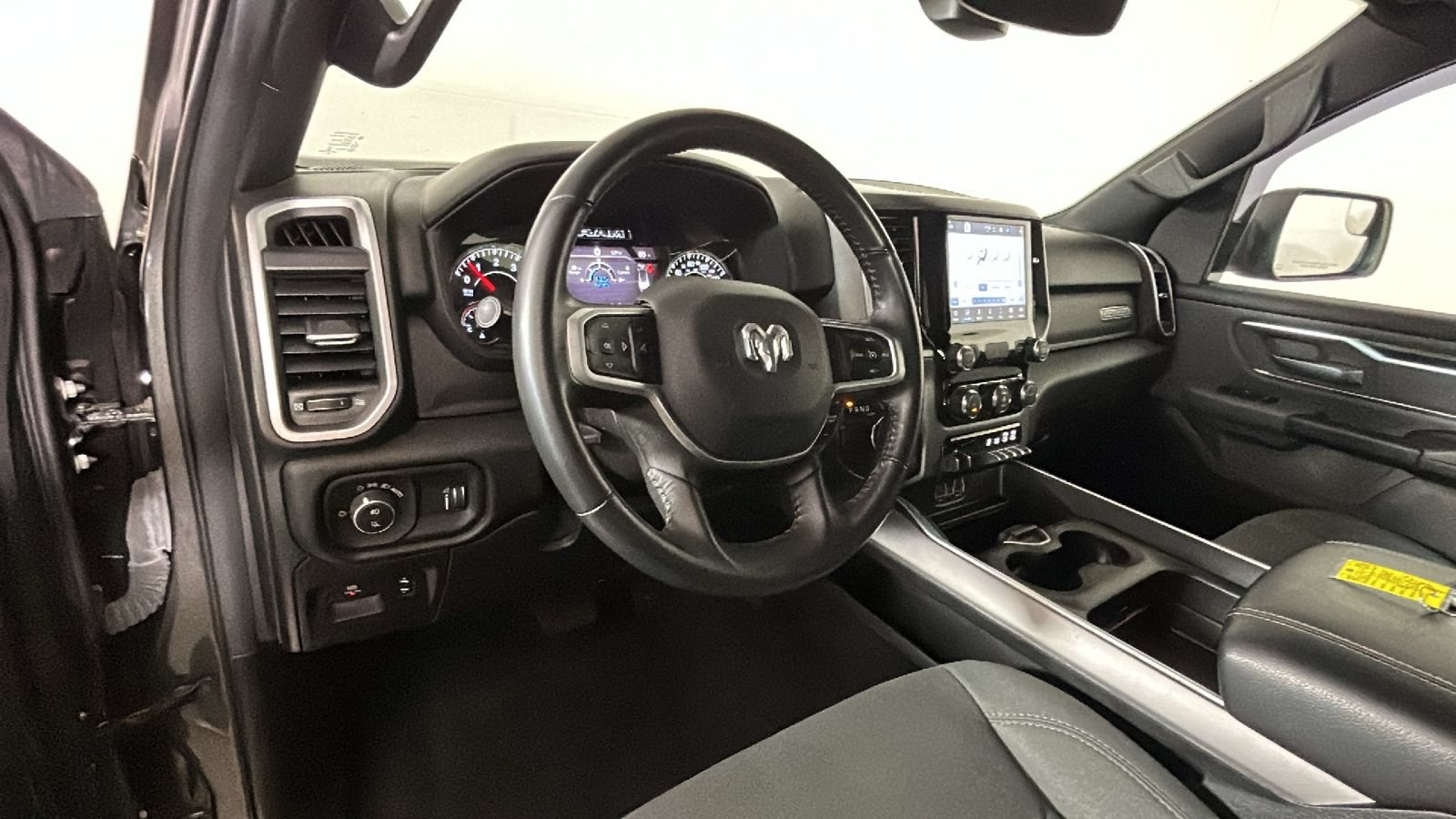 Used 2022 RAM 1500 Big Horn RWD image 16