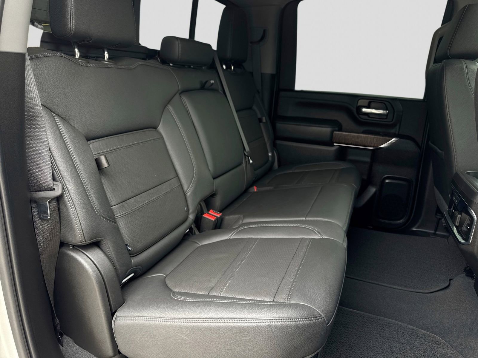 Used 2023 GMC Sierra 2500 Denali AWD/4WD image 22