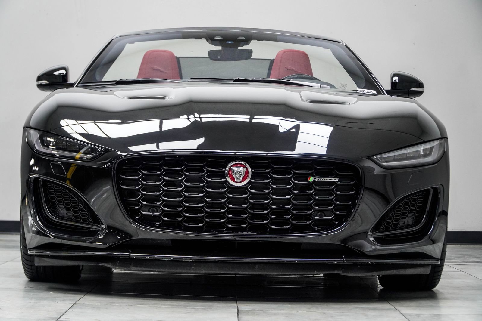Used 2023 Jaguar F-TYPE R-Dynamic AWD/4WD image 11