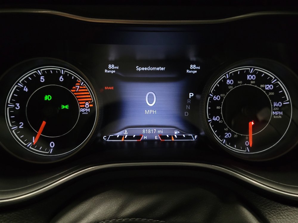Used 2019 Jeep Cherokee Limited AWD/4WD image 23