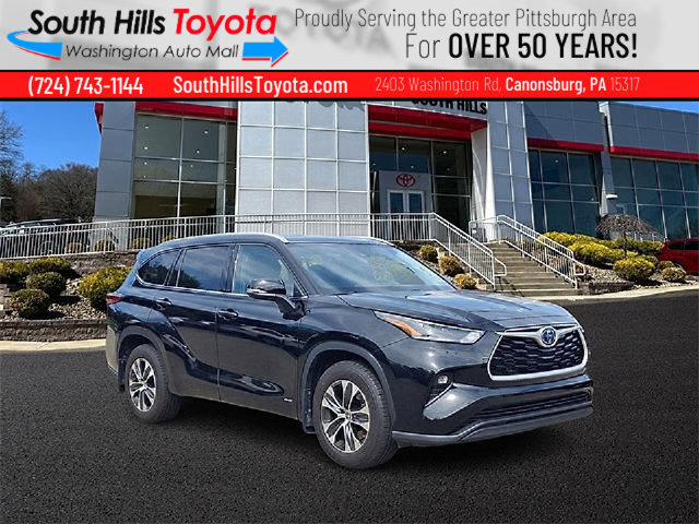 Used 2022 Toyota Highlander XLE AWD/4WD image 1