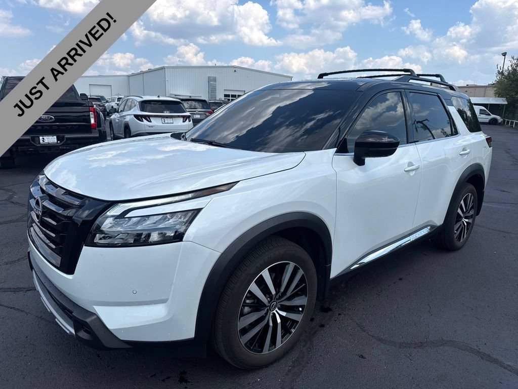 Certified 2025 Nissan Pathfinder Platinum