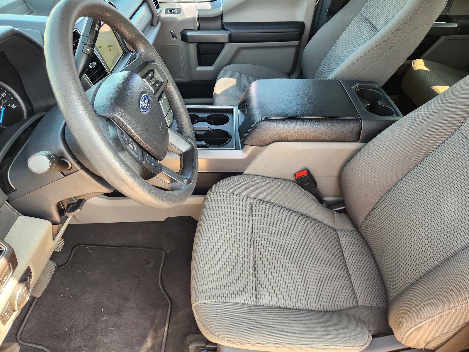Used 2022 Ford F250 XLT w/ XLT Premium Package AWD/4WD image 13