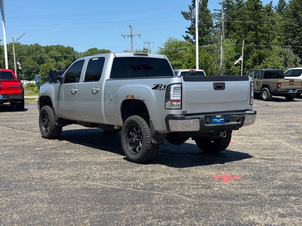 Used 2012 GMC Sierra 2500 SLT w/ SLT Convenience Package AWD/4WD image 8