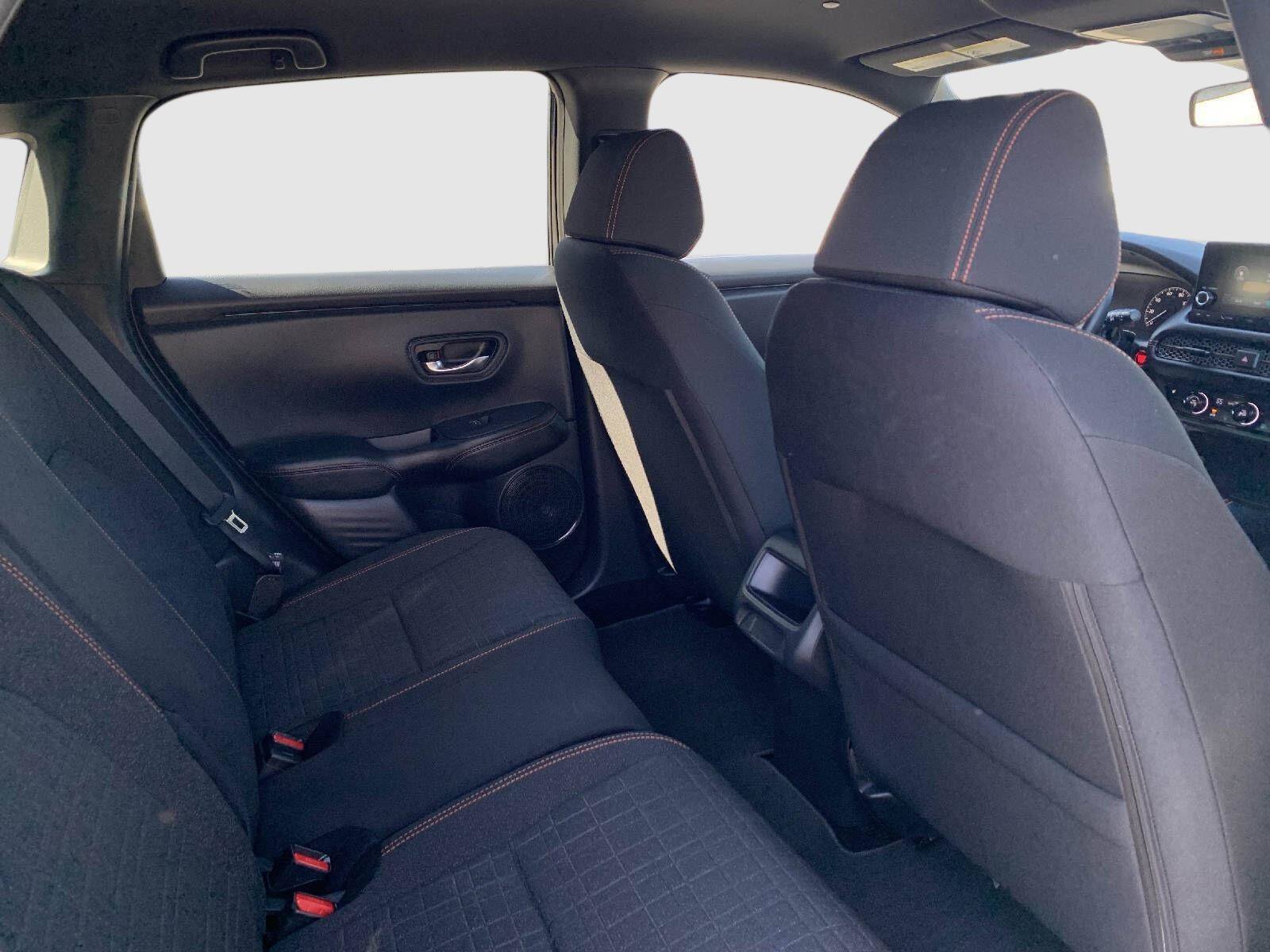 Certified 2025 Honda HR-V Sport image 36