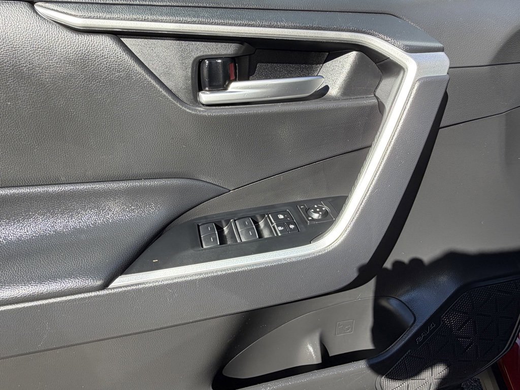 Used 2023 Toyota RAV4 XLE image 16