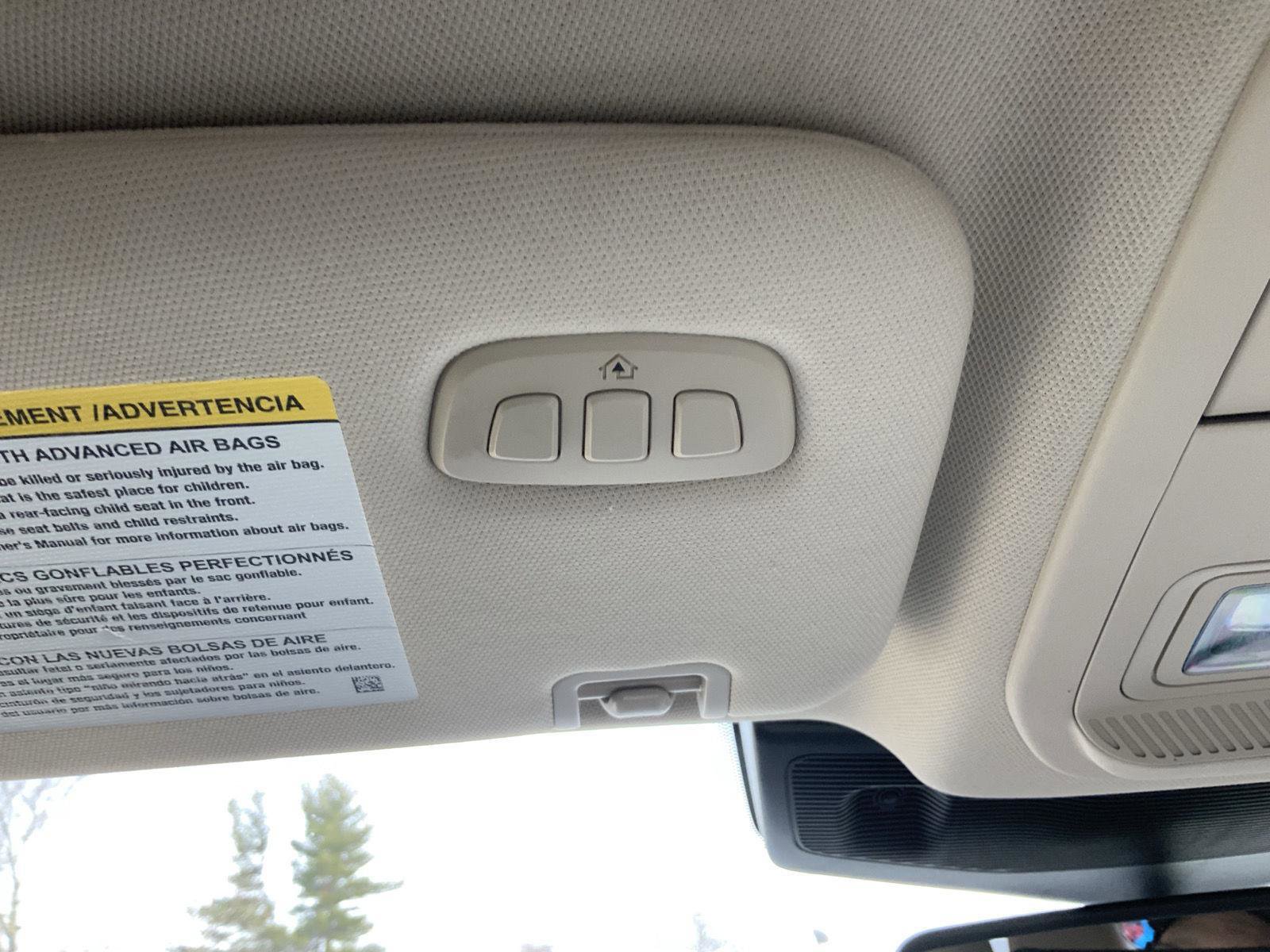 Used 2022 Ford Explorer Limited image 60