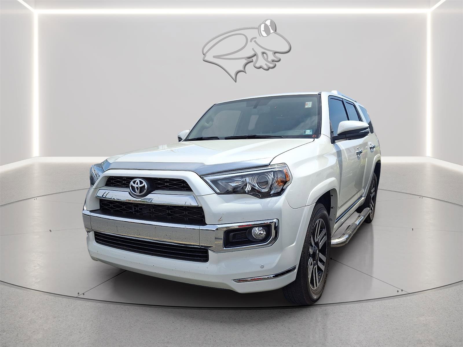 Used 2018 Toyota 4Runner Limited AWD/4WD image 6