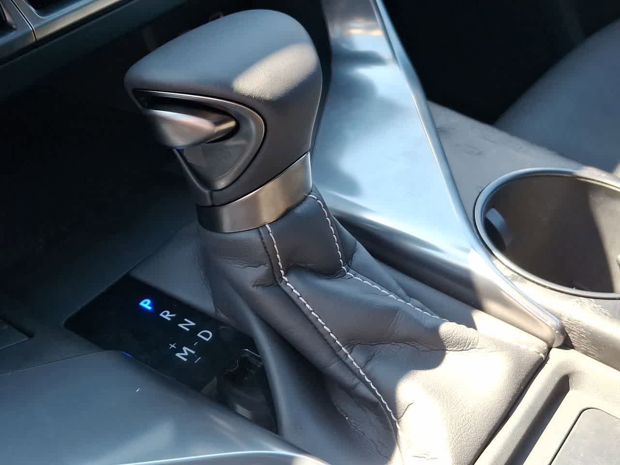Used 2025 Lexus LX 600 4WD w/ Accessory Package (2T) image 18