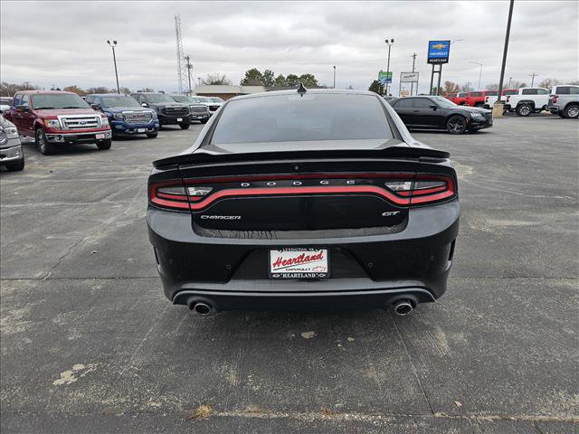 Used 2019 Dodge Charger GT image 4