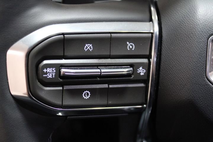 Used 2026 GMC Terrain Elevation w/ Technology Package II FWD image 33